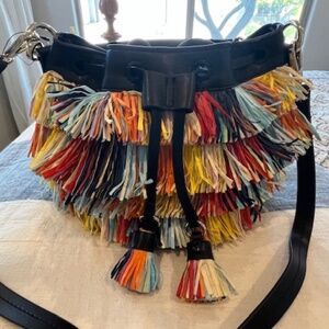 NWOT Zara  Raffia Fringe Crossbody Bucket Bag 6.5"W x 7.5"H Boho Resort Dopamine